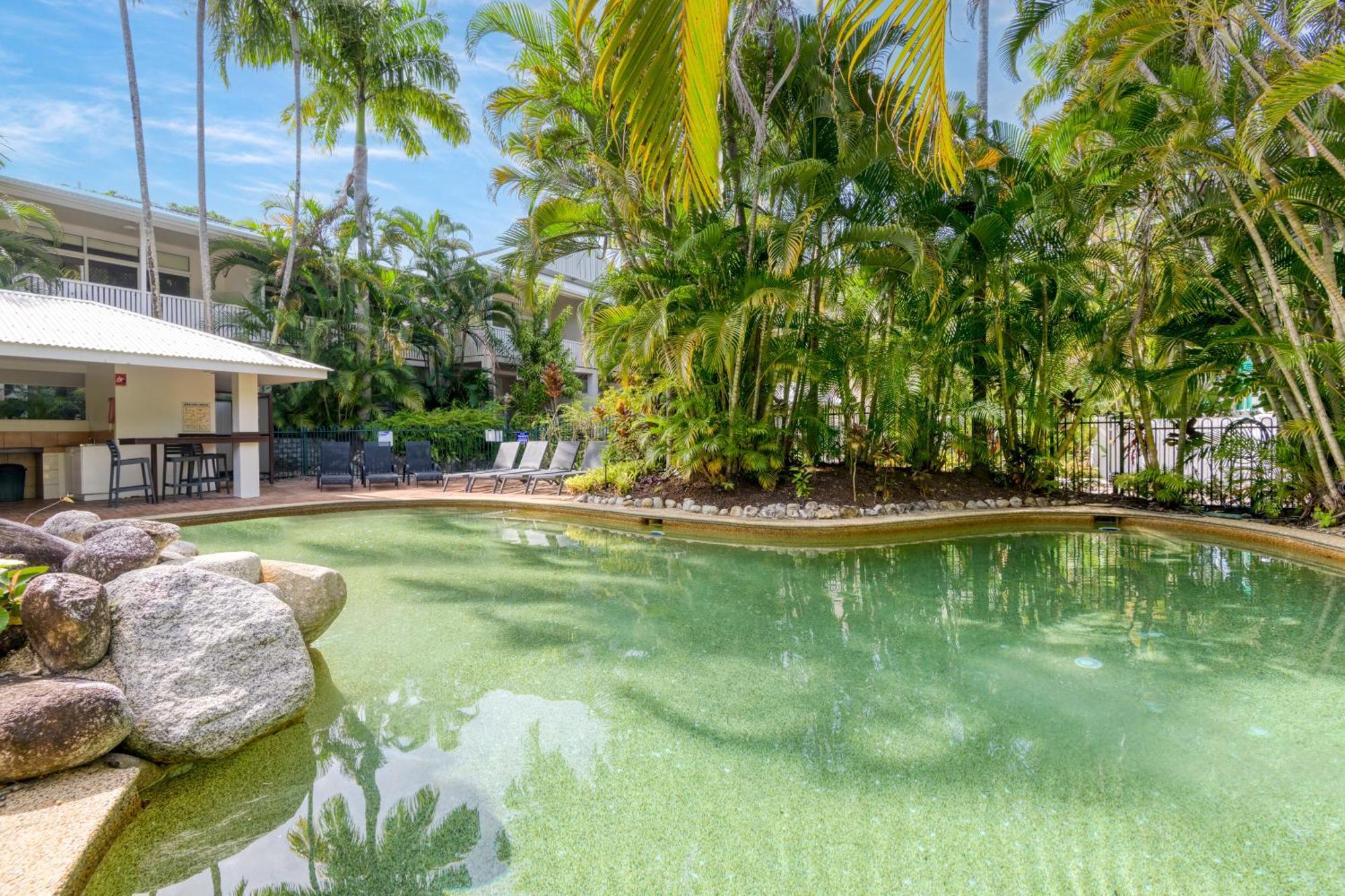 Ocean Palms Apartments Port Douglas Exteriér fotografie